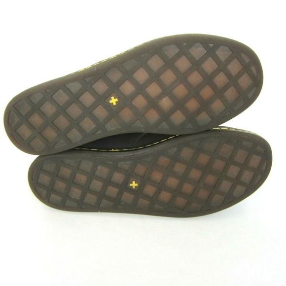 DR. MARTENS BROWN LEATHER CHUKKA BOOTS